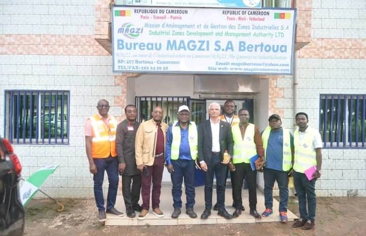 Monsieur Stéphane DESCAZEAUD Directeur Général des Boissons du Cameroun en visite a la MAGZI